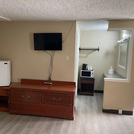 Safari Motel ニーファイ エクステリア 写真